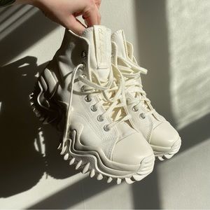 Converse Women’s 9 Run Star Hike Motion Egret Light Bone  Ivory Shoes Sneakers